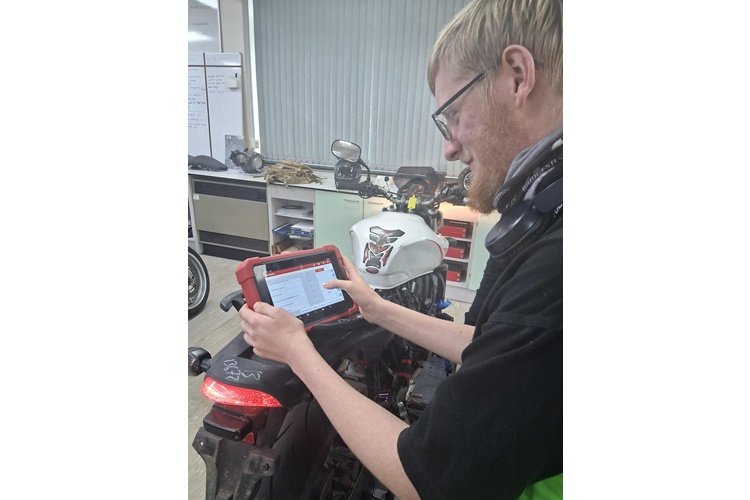 Launch UK Boston College garage wire