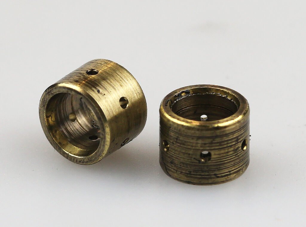 Troubleshooting oil contamination in turbos: Best practice advice 2 Oil contamination scoring to bearings close up