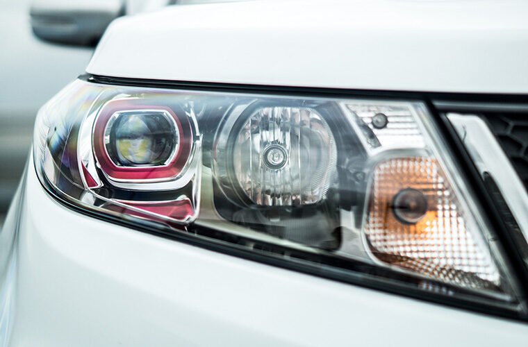 We get to the bottom of the real culprits behind glare 3 Suzuki Vitara S Headlight Bulbs Bulb ATL garage wire